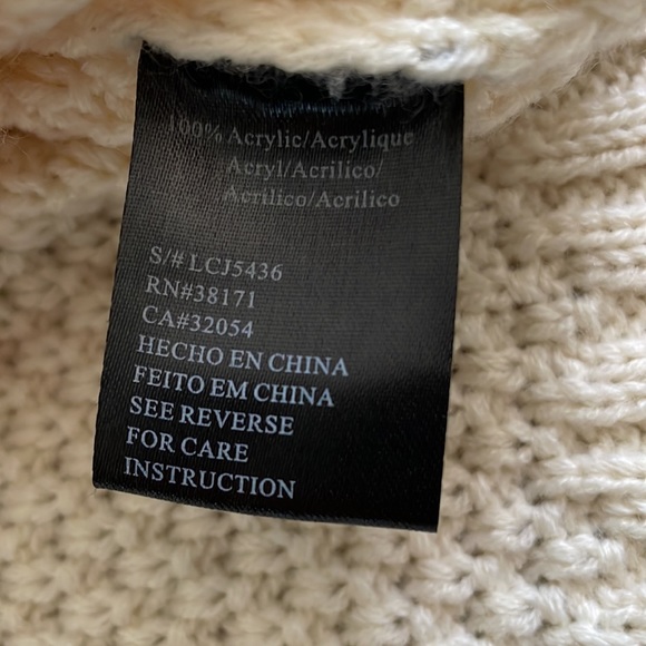 Ivory Ruffle Boho Cable Knit Sweater - Picture 4 of 7